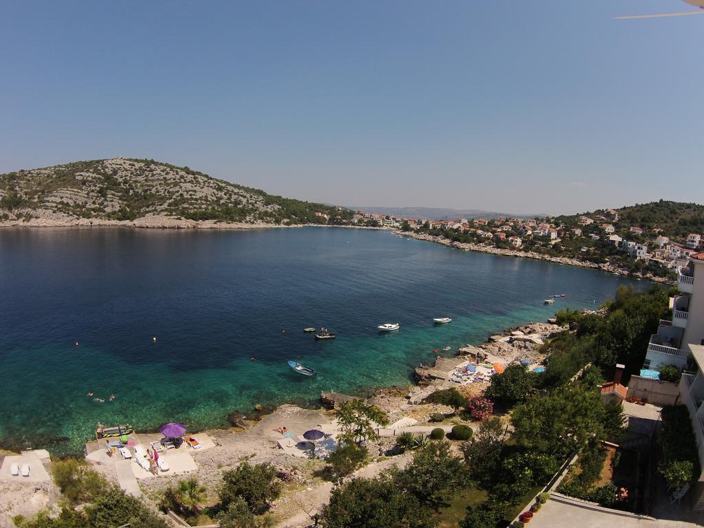 Direkt Am Meer-Apartments Puntaplanka روغوزنيكا المظهر الخارجي الصورة