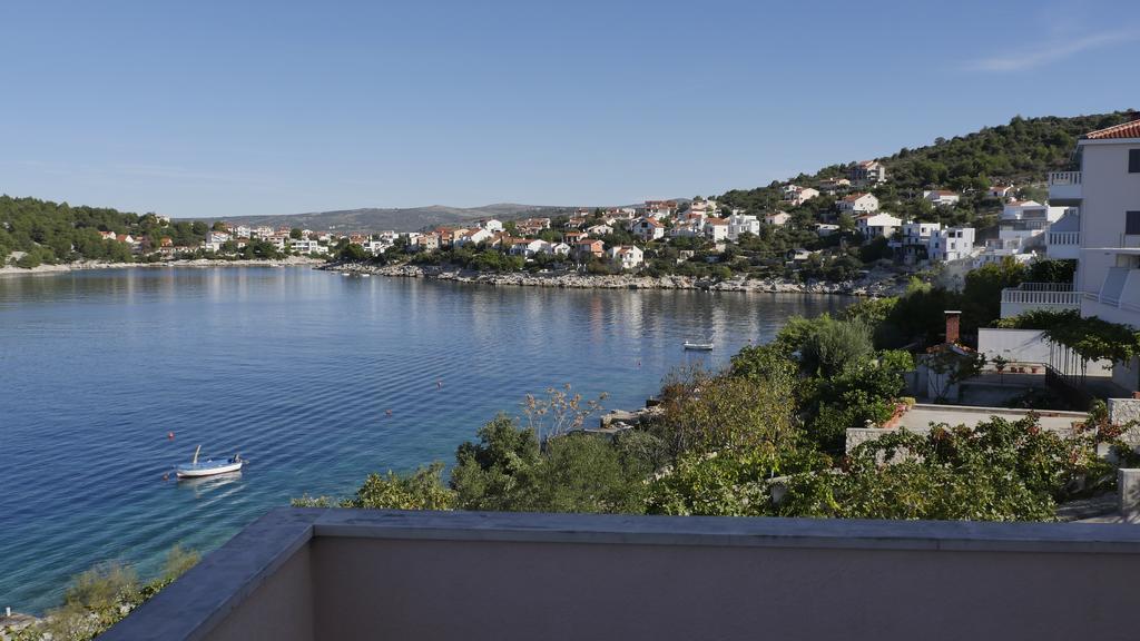 Direkt Am Meer-Apartments Puntaplanka روغوزنيكا المظهر الخارجي الصورة